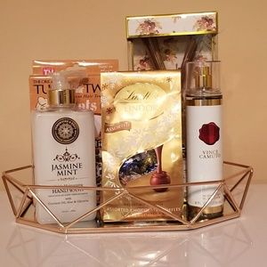 🚫 SOLD 🚫  Gift basket